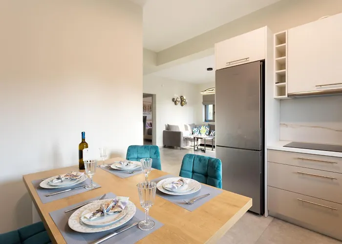 Sunstone Apartment Stoúpa